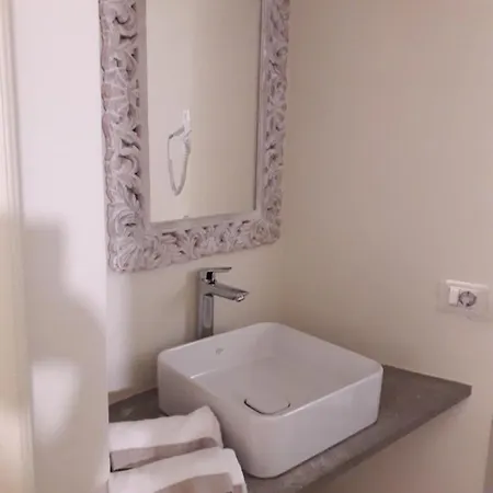 Al Biancospino- Camere- Ristorante Bossolasco